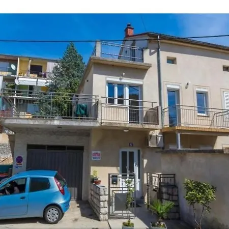 In 41597 Apartment *